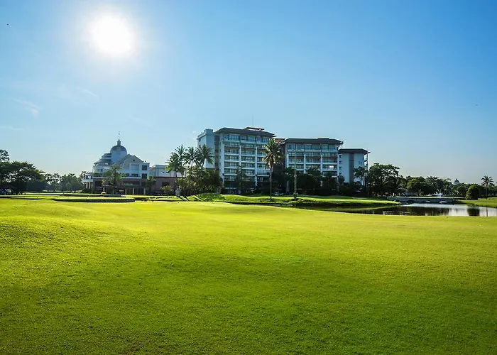 Summit Windmill Golf At Suvarnabhumi リゾート 5*